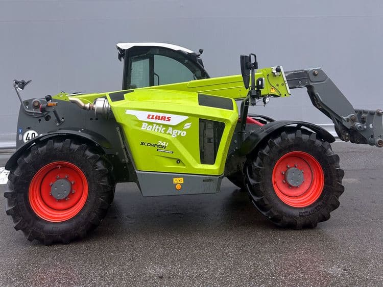 Teleskooplaadur Claas Scorpion 741